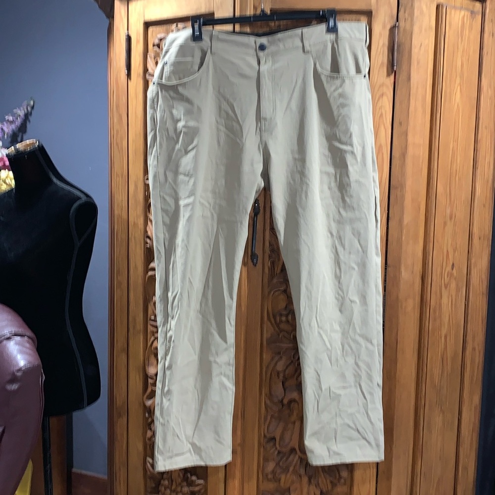 EUC Denali hiking pants men's 40 x 30